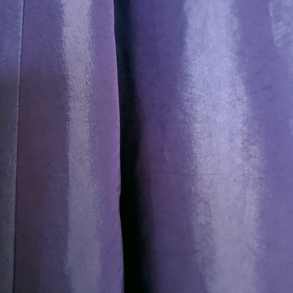 Gorgeous Express Floor Length Skirt! Size 7/8 - Picture 2 of 8